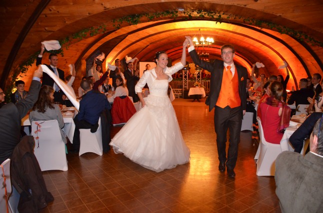 Ouverture de bal mariage rock and roll des mariés