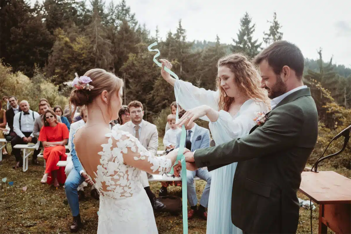 Le mariage de Charlotte et Korentin au manoir de Schaentzel en Alsace