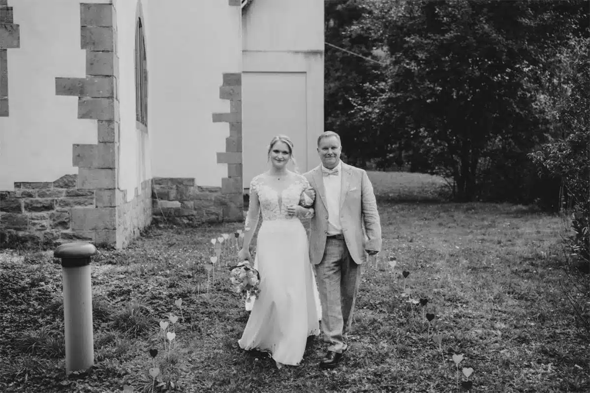 Le mariage de Charlotte et Korentin au manoir de Schaentzel en Alsace