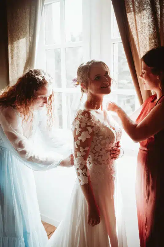 Le mariage de Charlotte et Korentin au manoir de Schaentzel en Alsace